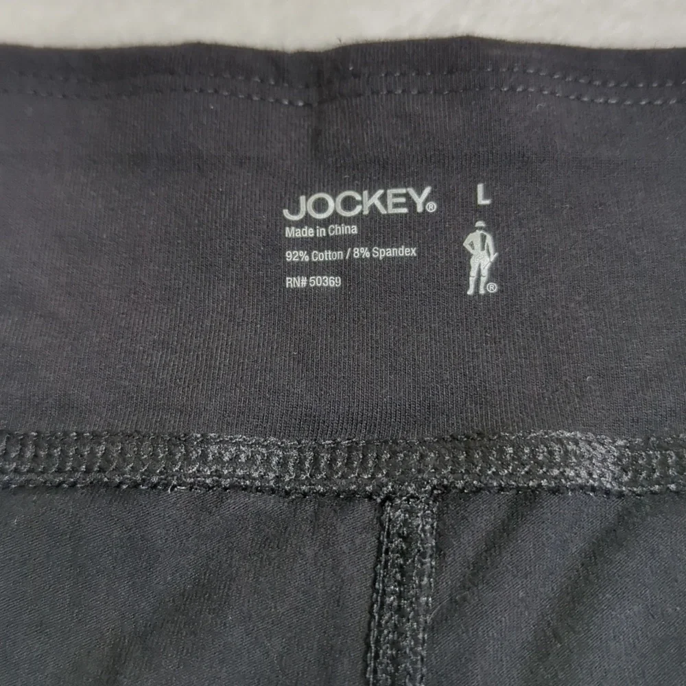 Jockey L knit shorts pockets EUC - Picture 2 of 2